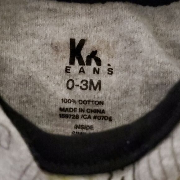 DKNY Jeans 0-3 Months Baby T Shirt ONE PIECE Short Sleeve Snap Crotch - Picture 12 of 13